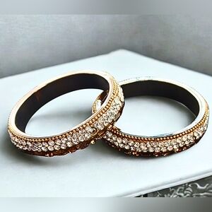 NWOT Formal Gold Set of Two Bangles